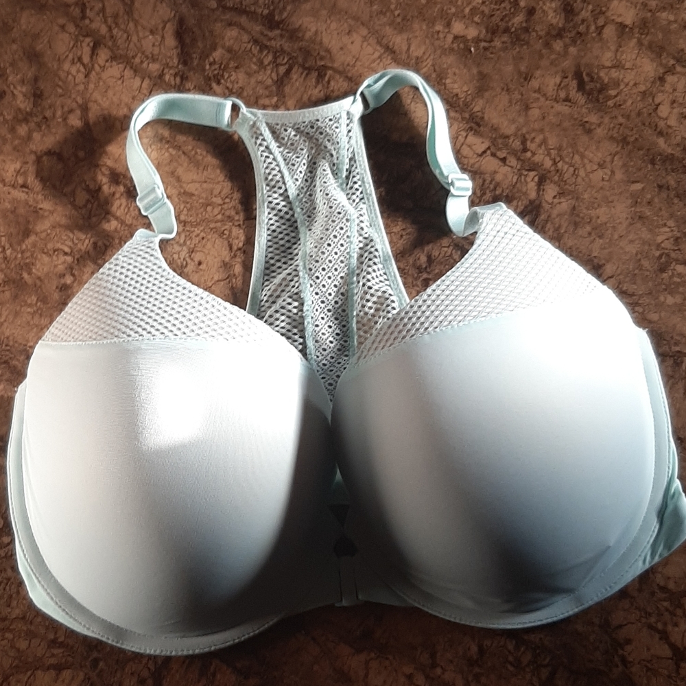 34DDD Victoria's Secret Bra